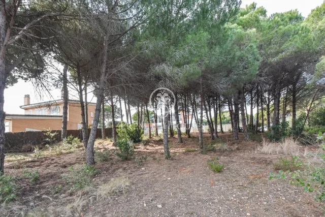 Terreno en venta con vistas al mar y a la montaña en Sant Pol de Mar — 3