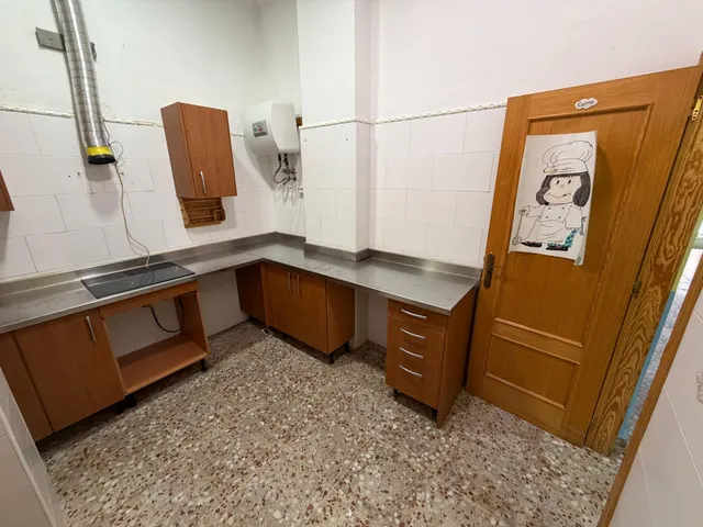 Local comercial en venta de 200 m2 – antigua guardería con múltiples posibilidades — 13