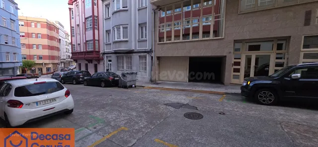 PLAZAS DE GARAJE PÀRA COCHE GRANDE Y MOTO - foto 2