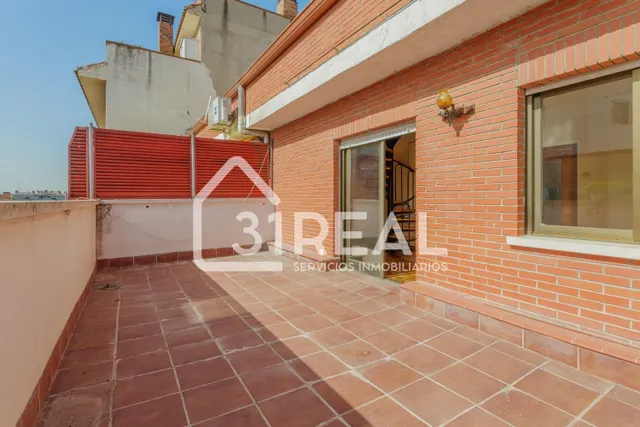 Ático duplex con terraza en Valdeacederas — 33