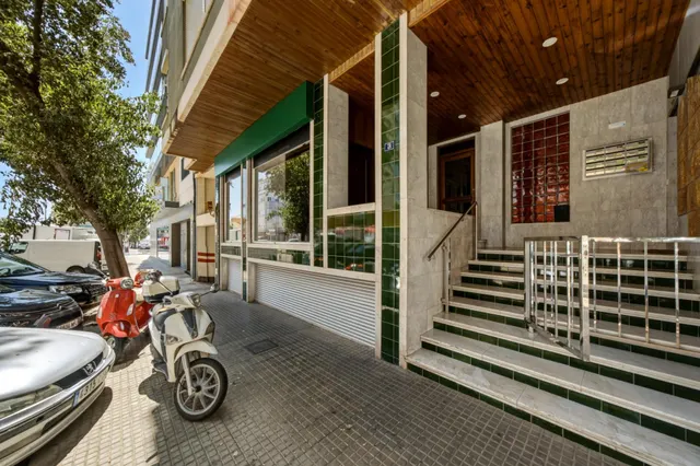 Local comercial reformado en el corazón de Santa Catalina — 9