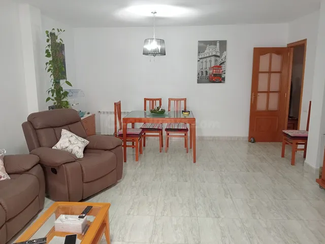Piso en Alcanar cerca del Instituto!!!! - foto 4