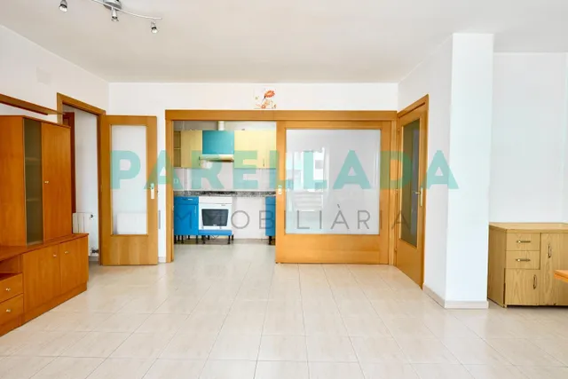 Piso de 3 habitaciones con parking junto al Puerto de Badalona — 5