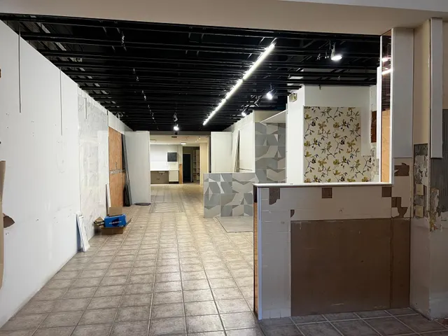 Local comercial 525m² en alquiler - Delicias — 8