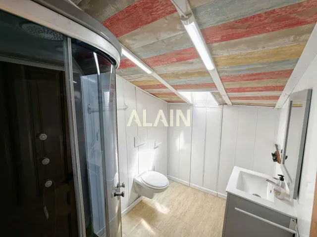 Casa en venta en playa de la malvarrosa de Valencia. — 26