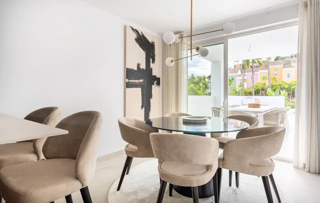 Chalet 4 habitaciones 350m² en venta - Costa Del Sol — 10