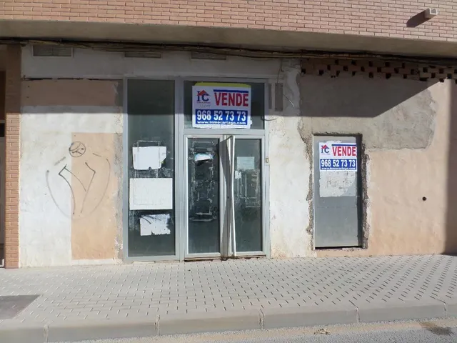 Espectacular local en Calle Juan Carlos I de Torre Pacheco de 337 m2 — 24