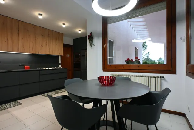 Chalet exclusivo en Tortosa con vistas a Els Ports, piscina y jardín privado — 12