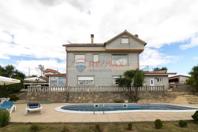Chalet 5 habitaciones 315m² en venta - Área de Salvaterra-Cr - foto 2