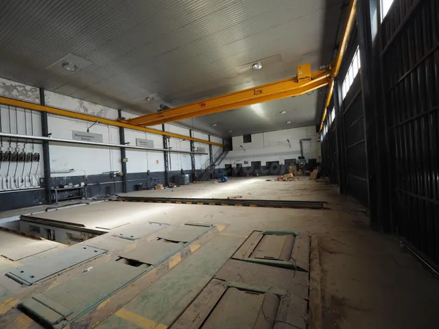 Venta de Nave Industrial en Tomelloso – 4.708 m2 de Superfic - foto 2