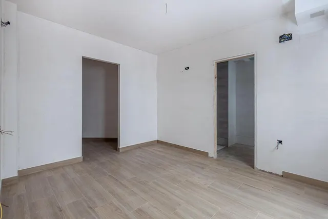 OBRA NUEVA EN LOJA — 7