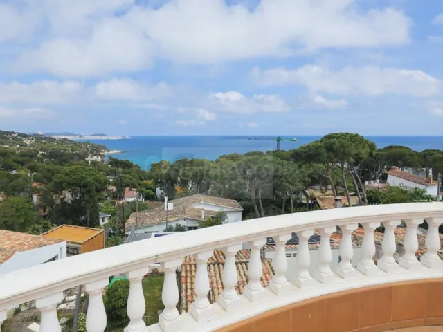Casa-Chalet en Venta en Calonge Girona