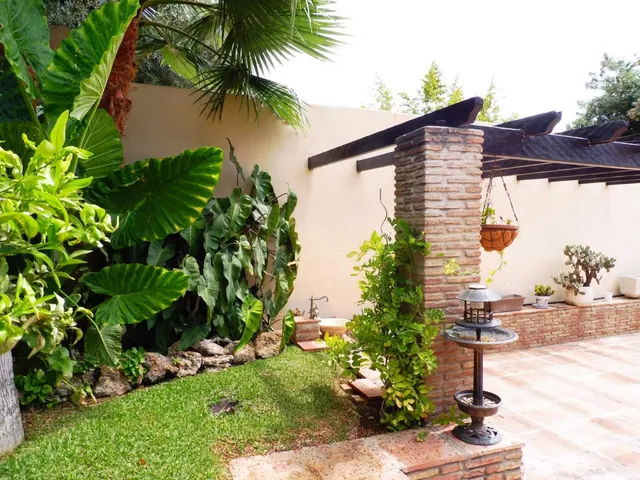 Villa de Lujo de 5 dormitorios en La Carihuela, Torremolinos — 25