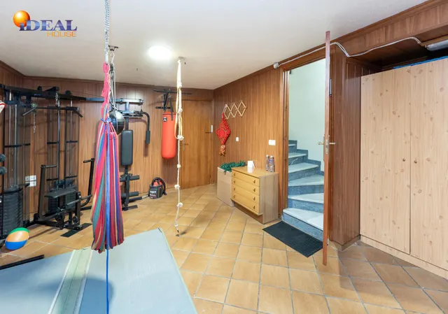 SE VENDE BONITA CASA EN CAJAR — 27