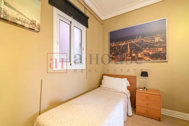 PISO LISTO PARA ENTRAR A VIVIR CON GRAN BALCÓN/TERRAZA EN LA NOVA ESQUERRA DE L'EIXAMPLE — 19