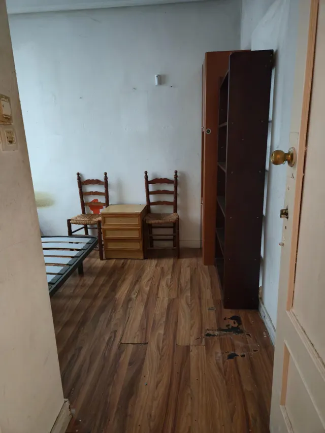 Buen piso en la calle Cortes — 15