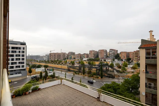 Piso de dos dormitorios en Sanders, en urbanización privada con piscina, pistas de padel, plaza de garaje y trastero — 30