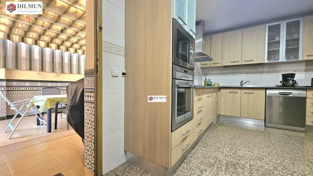 GRAN CASA EN VENTA ZONA PARQUE ACUÁTICO — 30
