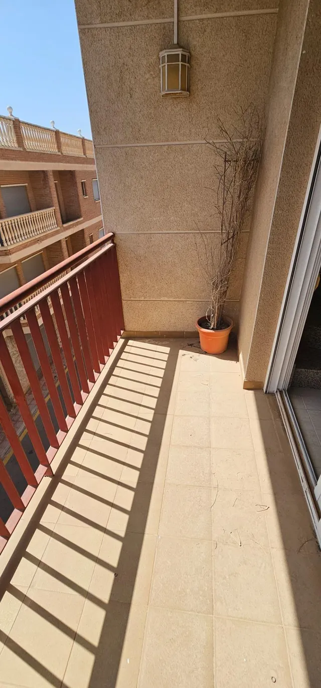 APARTAMENTO DÚPLEX CON 2 TERRAZAS — 13