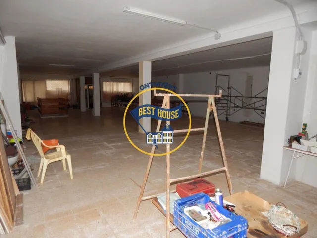PRIMER PISO SIN ASCENSOR Y LOCAL PLANTA BAJA A LA VENTA EN AIELO DE MALFERIT — 32