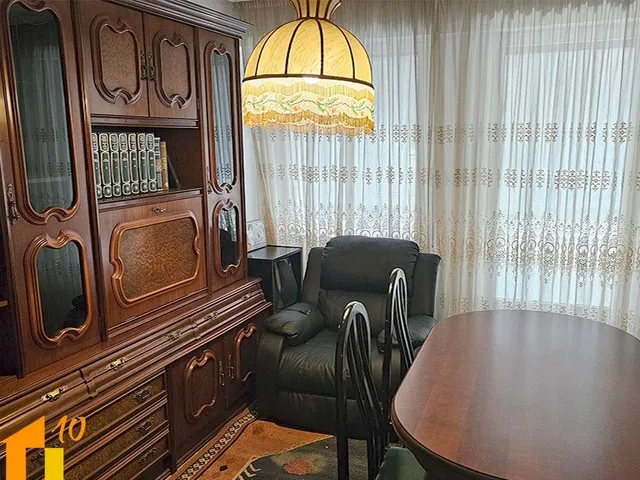 Piso 4 habitaciones 104m² en venta - Avda. del Cid — 16