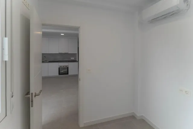 Apartamento en zona céntrica con plaza de parking y amplia terraza — 12