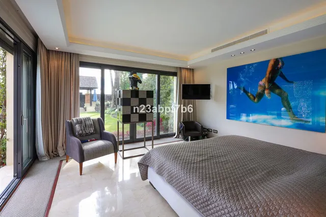 Chalet 4 habitaciones 338m² en venta - Marbella — 24