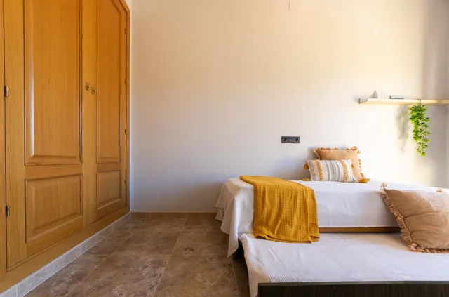 Espectacular Chalet en Mont-Roig del Camp con Piscina y Amplio Jardín — 22