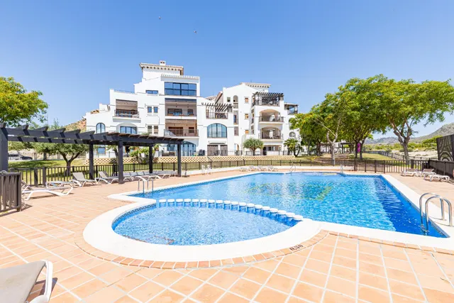 Piso en venta con vistas al golf  en Valle Golf Resort. — 7