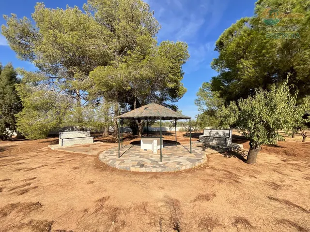 Encanto español entre naturaleza y costa - foto 3