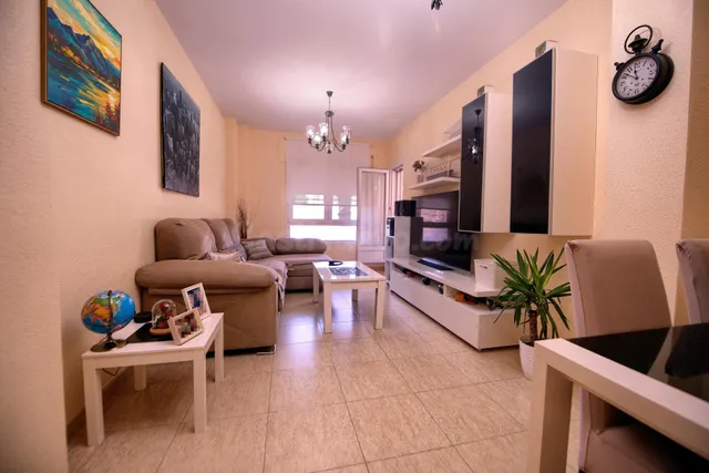 EXCLUSIVA LUZ DEL SUR: 3 dormitorios, patio y garaje junto a - foto 5