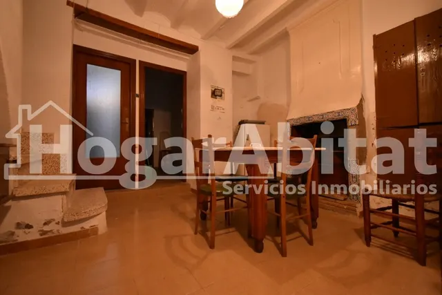Casa de 2 alturas con TERRAZA cerca del Ayuntamiento — 25