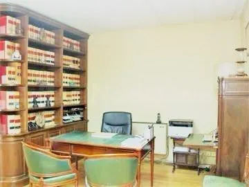 MAGNIFICA OFICINA EN ZONA COMERCIAL Y ADMINISTRATIVA DE CÓRD - foto 3