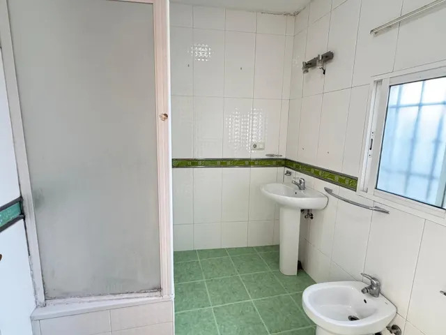 Amplio y acogedor piso en Archidona, Andalucía – Ideal para entrar a vivir — 14