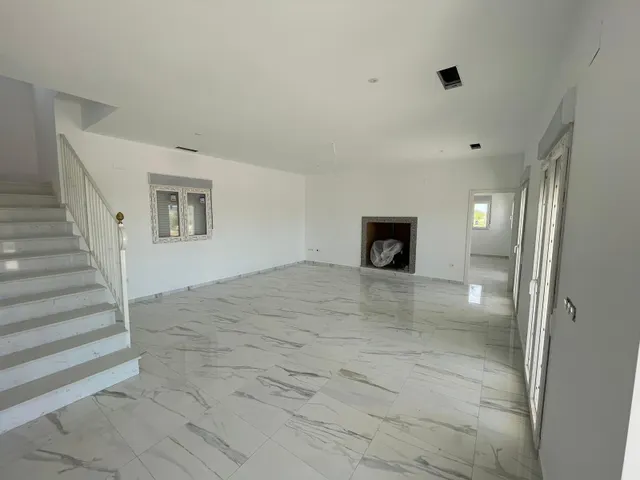 VILLAS DE OBRA NUEVA EN PINOSO — 3