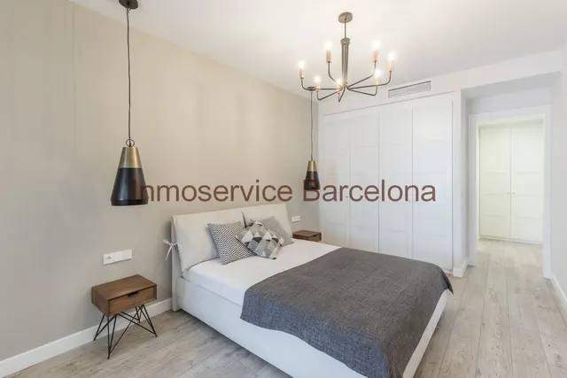 ESPECTACULAR PISO EN EL CENTRO DE BARCELONA — 6