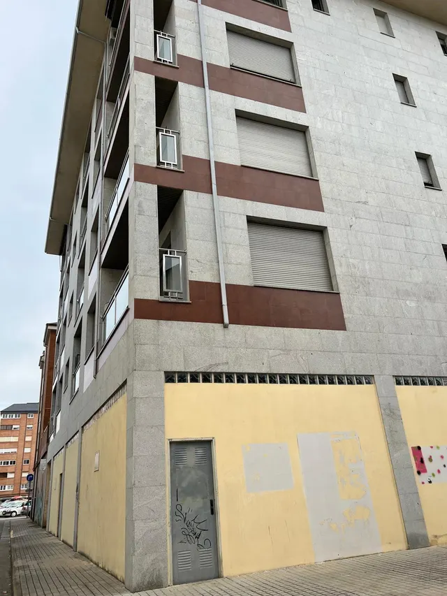 Local en alquiler en la zona Alta — 10