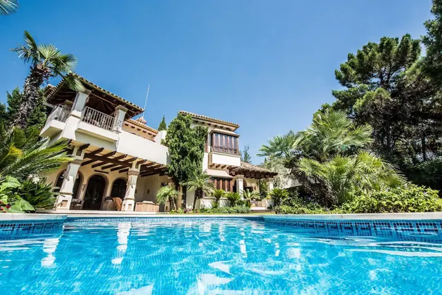 Chalet 8 habitaciones 893m² en venta - Puerto Sol-Los Almend