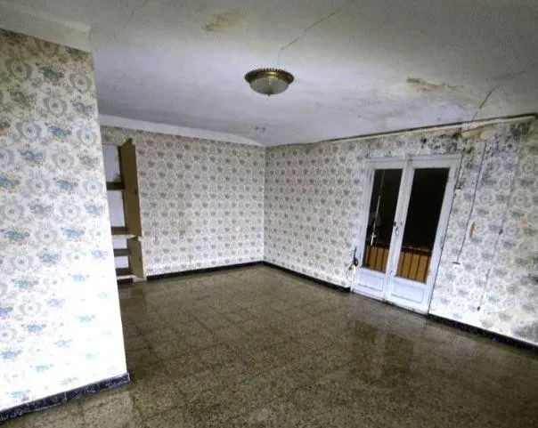 SE VENDE casa adosada OKUPA en C DE L'ABADIA 33 de Villafran - foto 4