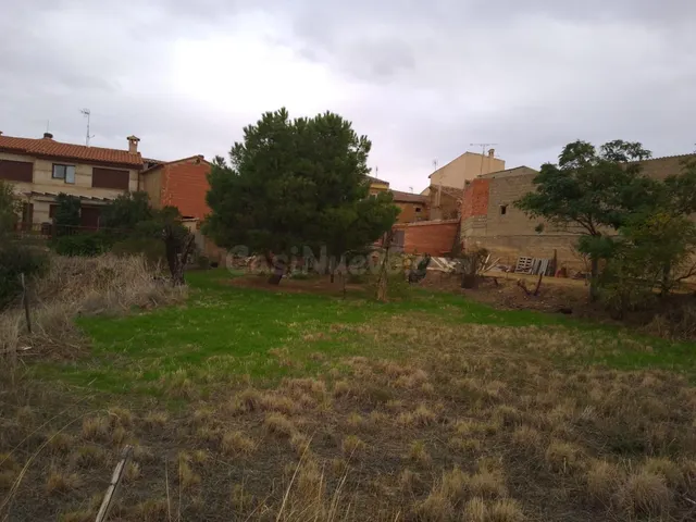 VENTA DE CASA CON TERRENO EN TORO (ZAMORA) - foto 5