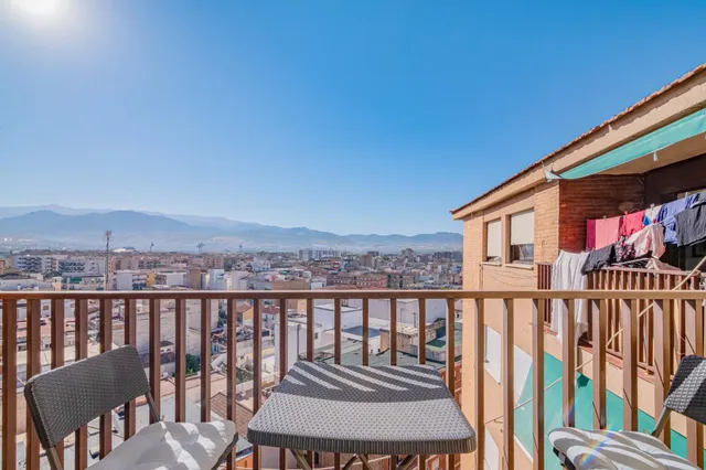 ¡PISO REFORMADO EN ALQUILER CON VISTAS ESPECTACULARES EN GRANADA! — 16