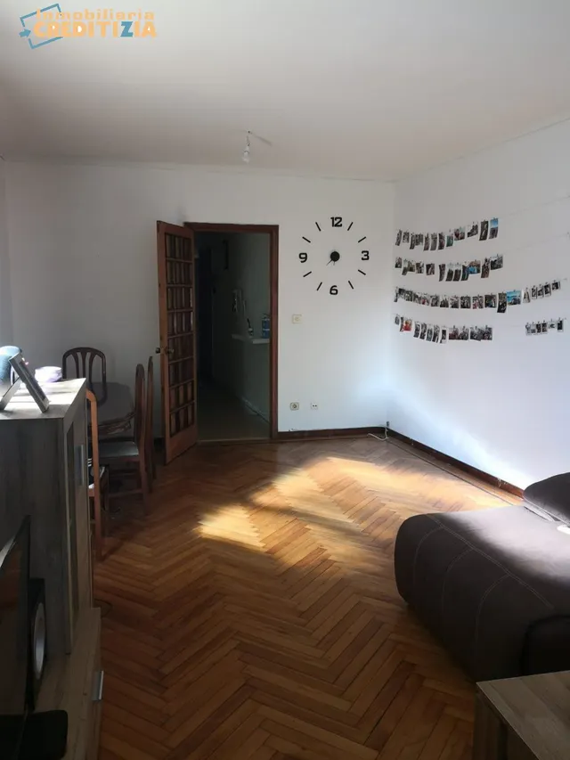 CASA CON TERRAZA Y PISO — 32