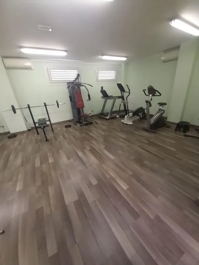 MAGNÍFICO PISO AMUEBLADO — 28