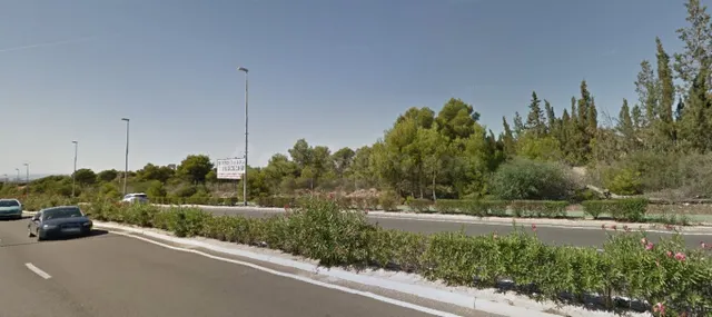 PARCELA EN BENIDORM FRENTE CENTRO COMERCIAL - foto 2
