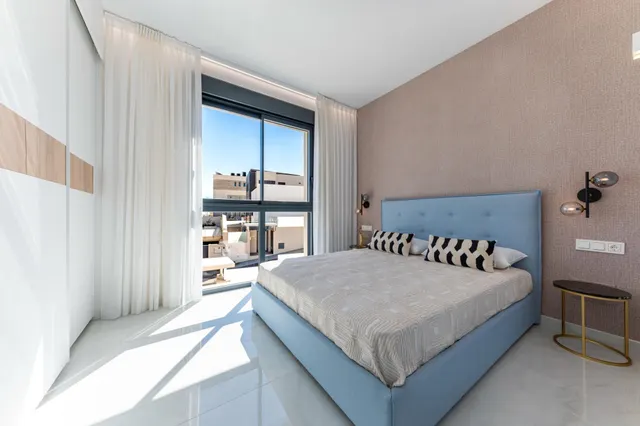 VILLA DE LUJO INDEPENDIENTE CERCA DEL MAR (ORIHUELA COSTA) — 16