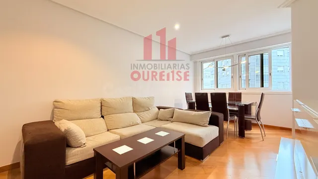 PRECIOSA VIVIENDA SEMINUEVA SITUADA EN O COUTO — 3