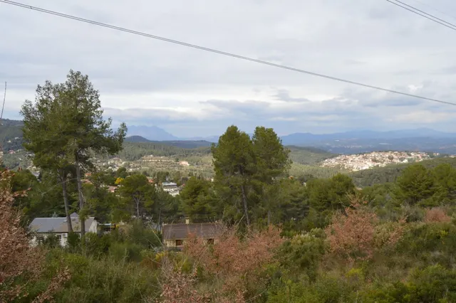 PARCELA EN VENTA EN EL MEJOR SITIO DE CORBERA DE LLOBREGAT (BARCELONA) — 26