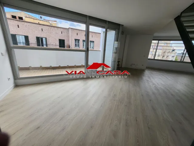 Alquiler de piso en Chamberi en Terraza, 3 habitaciones, - foto 2