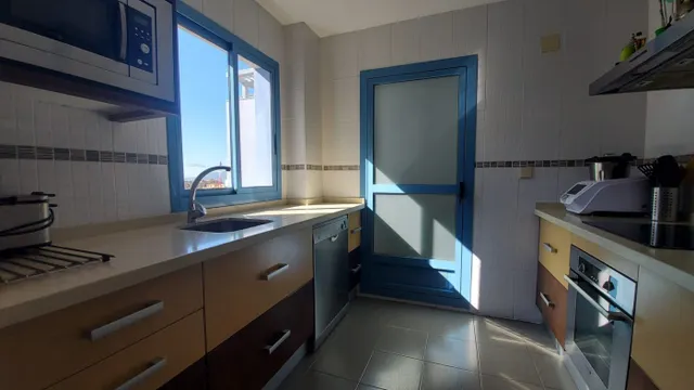 Piso 4 habitaciones 110m² en alquiler - El Cónsul-El Romeral — 7