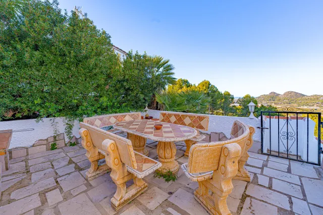 Casa para renovar con vistas despejadas en venta en Pedreguer — 27
